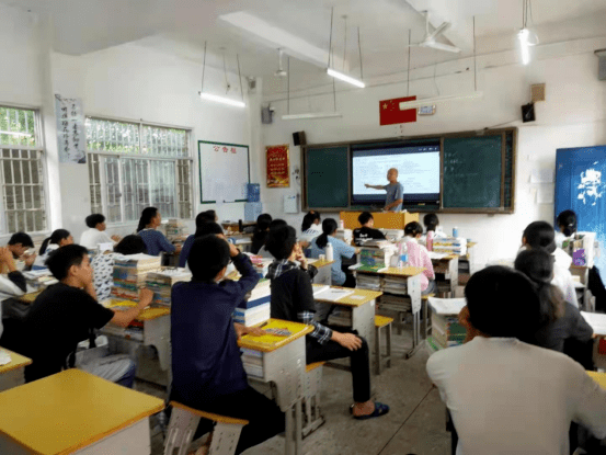 一分神似二分同,迷迷糊糊绕其中代表是指什么生肖精选解析、解释与落实、构建解答解释落实